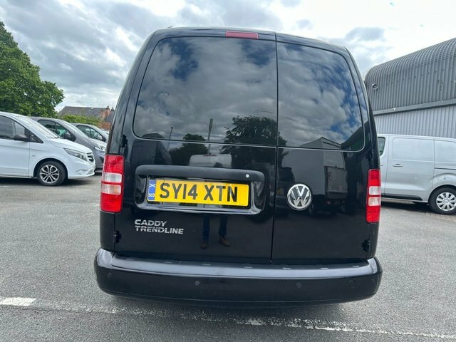 Volkswagen Caddy Maxi 1.6 Tdi C20 Maxi Black #2