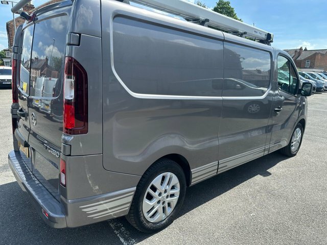 Vauxhall Vivaro 1.6 Cdti 2900 Biturbo YP68EYW Grey #5