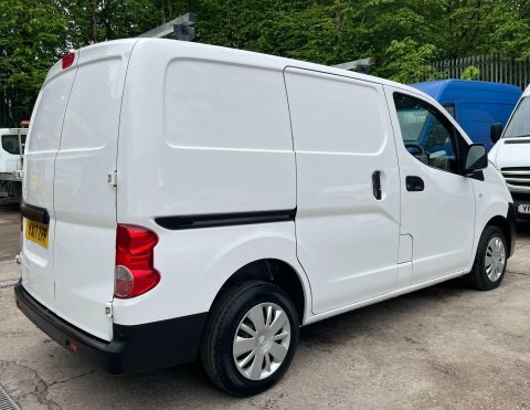 Nissan NV200 E Acenta Combi Rapid Plus Black #8