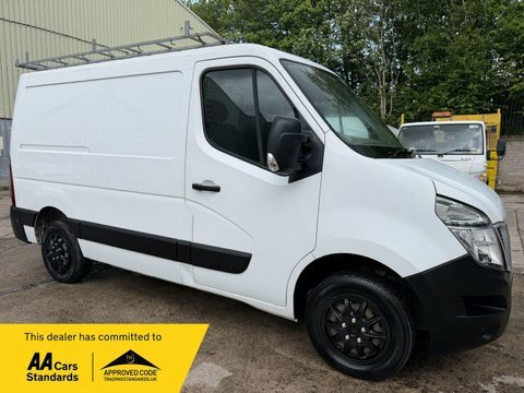 Nissan NV400 Dci 33 Se Panel White #1