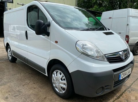 Vauxhall Vivaro 2.0 2700 Cdti White #2