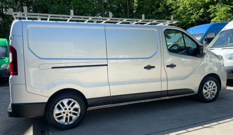 Renault Trafic 1.6 Dci 29 YK69RVW Silver #6