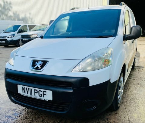 Peugeot Partner Mpv Blue #11