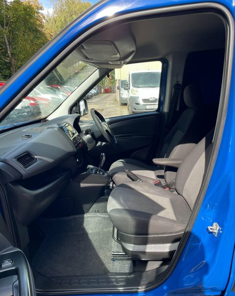Fiat Doblo Panel Van 1.6 Doblo Cargo Maxi Cargo 1.6 105 Multi White #33