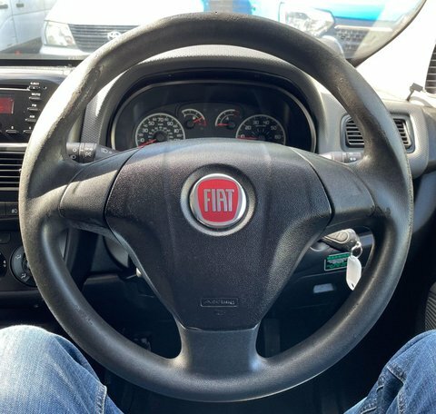 Fiat Doblo Panel Van 1.6 Doblo Cargo Maxi Cargo 1.6 105 Multi White #26