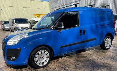 Fiat Doblo Panel Van 1.6 Doblo Cargo Maxi Cargo 1.6 105 Multi White #19