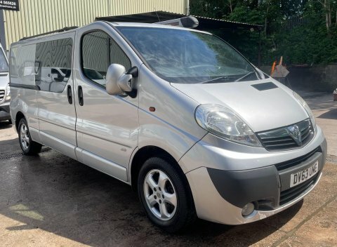 Vauxhall Vivaro 2.0 2900 Cdti Silver #2