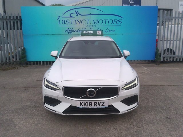 Volvo V60 D3 Momentum Estate KK18RVZ White #2