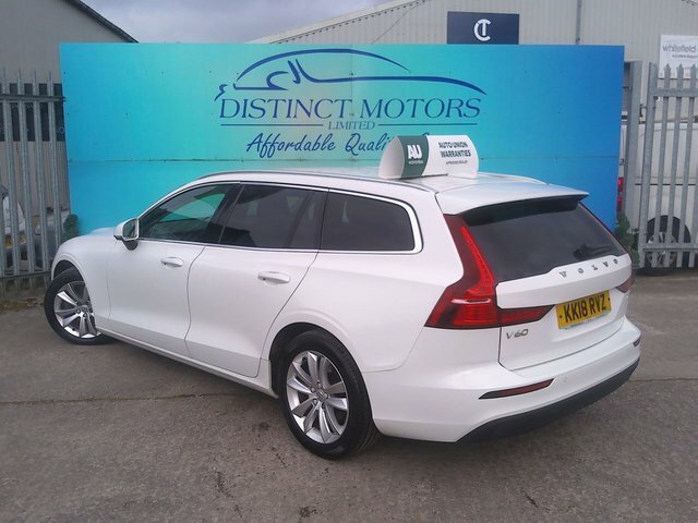 Volvo V60 D3 Momentum Estate KK18RVZ White #6
