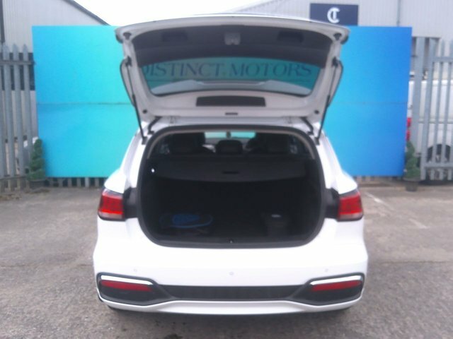 MG 1100 Estate White #26