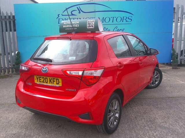 Toyota Yaris Vvt-h Icon Hatchback YE20KFD Red #4