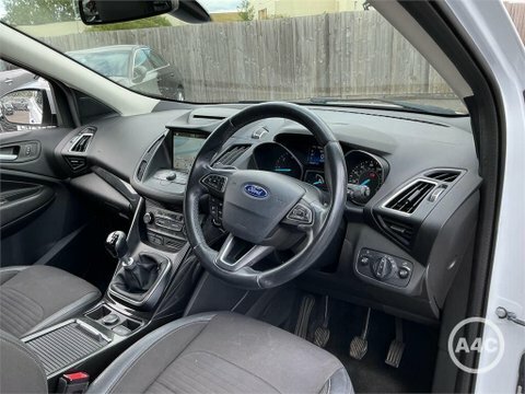 Ford Kuga 2.0 Tdci Titanium BN67EZW White #4