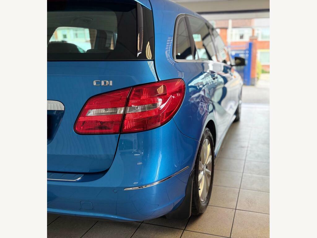 Mercedes-Benz B Class 1.5 B180 Cdi Eco Se Mpv Blue #4