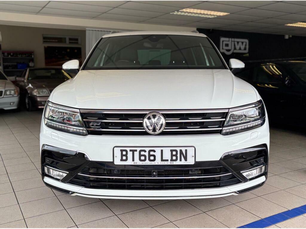 Volkswagen Tiguan 2.0 Tdi Bluemotion Tech R-line Dsg 4Motion Euro 6 BT66LBN White #2