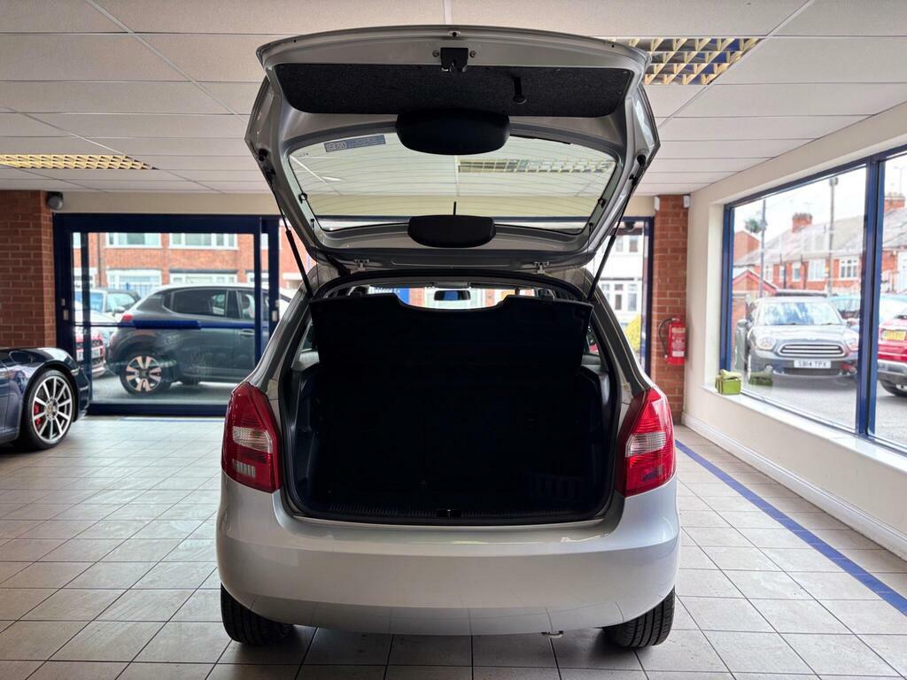 Skoda Fabia 1.2 Se Euro 5 NU14MJO Silver #6