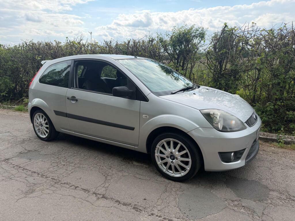 Ford Fiesta 1.6 Tdci Zetec S Silver