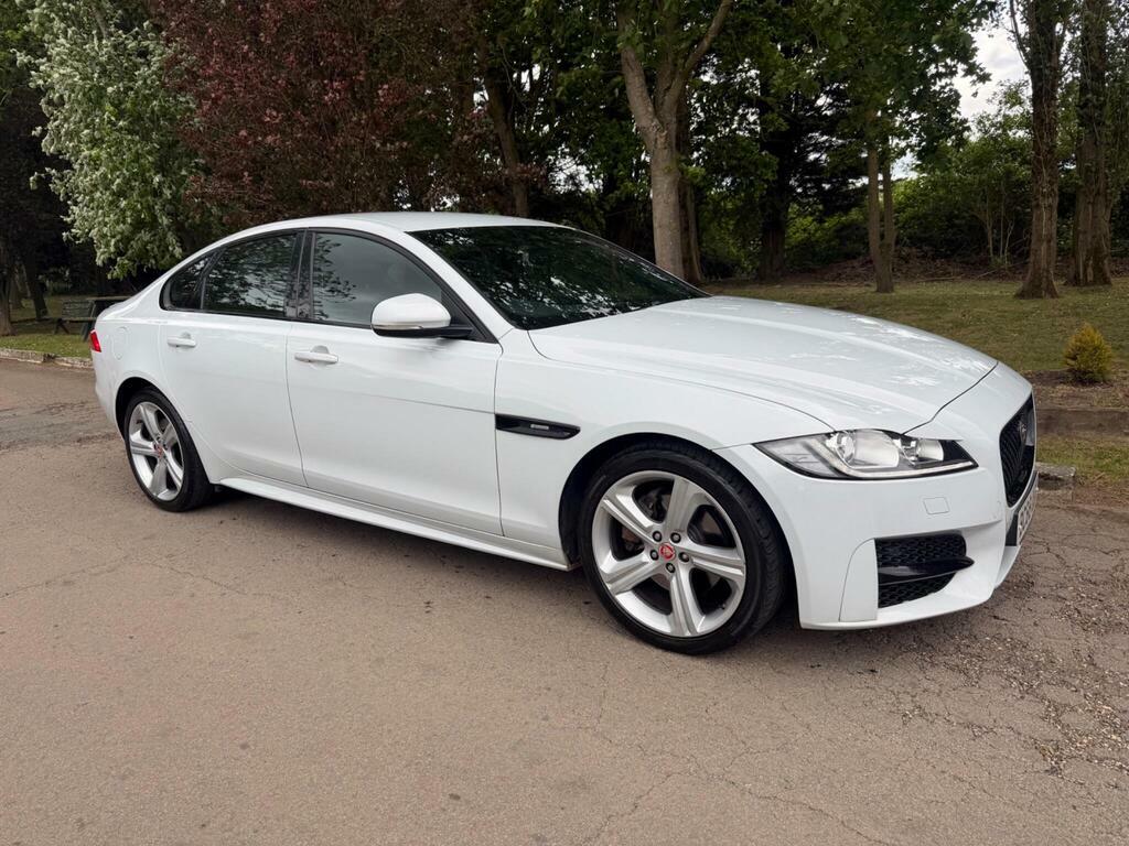Jaguar XF 2.0D R-sport Euro 6 S S White