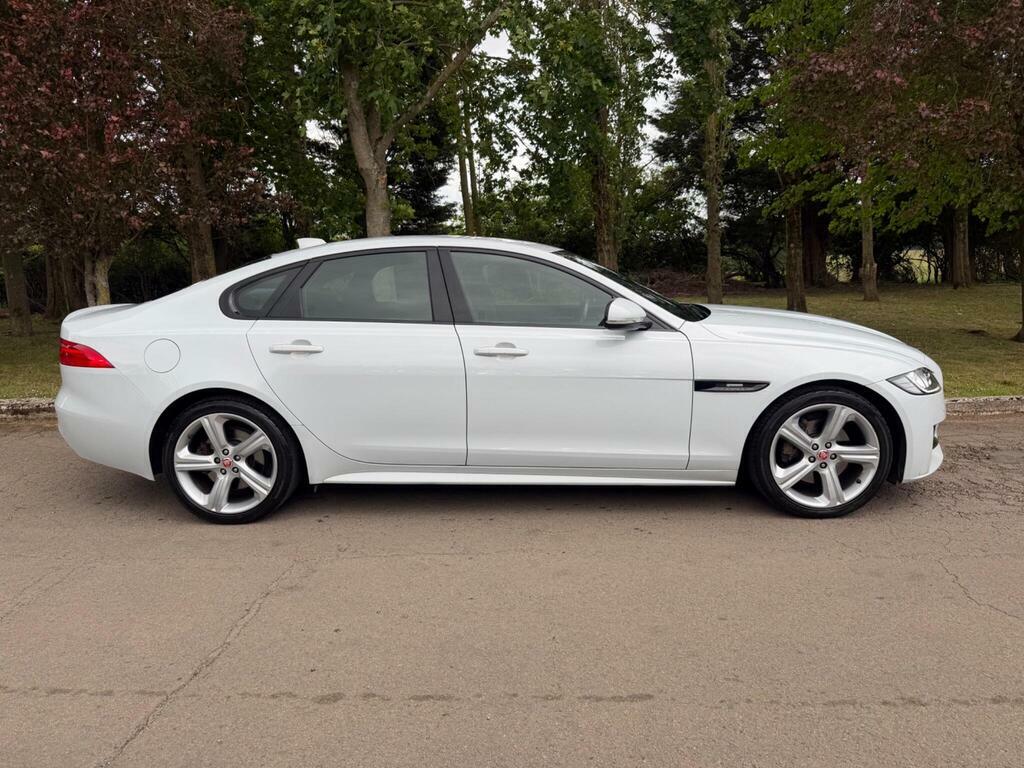 Jaguar XF 2.0D R-sport Euro 6 S S BC68UGK White #6