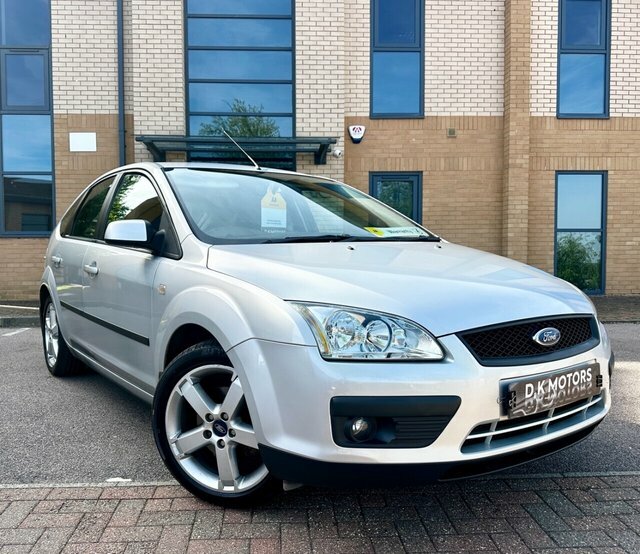 Ford Focus 1.8 Sport S Hatchback 169 G Km Silver #2