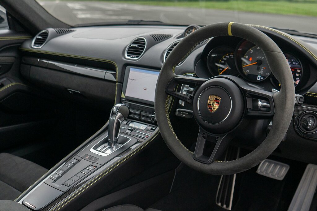Porsche 718 Cayman Gt4 Black #3