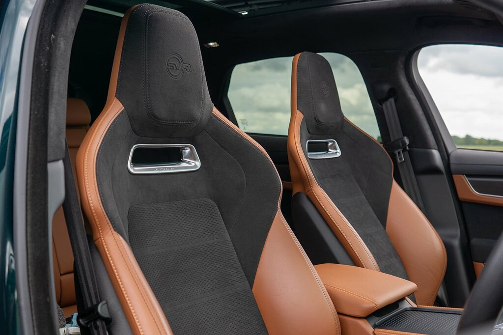 Jaguar F-Pace P550 V8 Svr LJ24ZGT Green #4