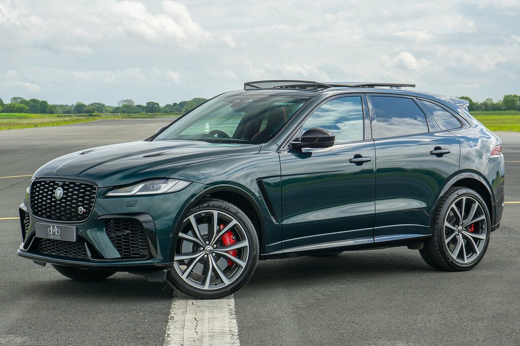 Jaguar F-Pace P550 V8 Svr Green