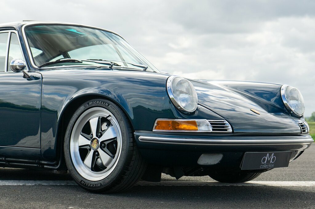 Porsche 911 2dr Blue #10