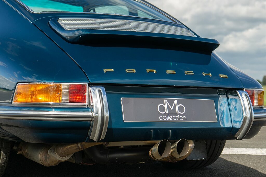 Porsche 911 2dr Blue #26