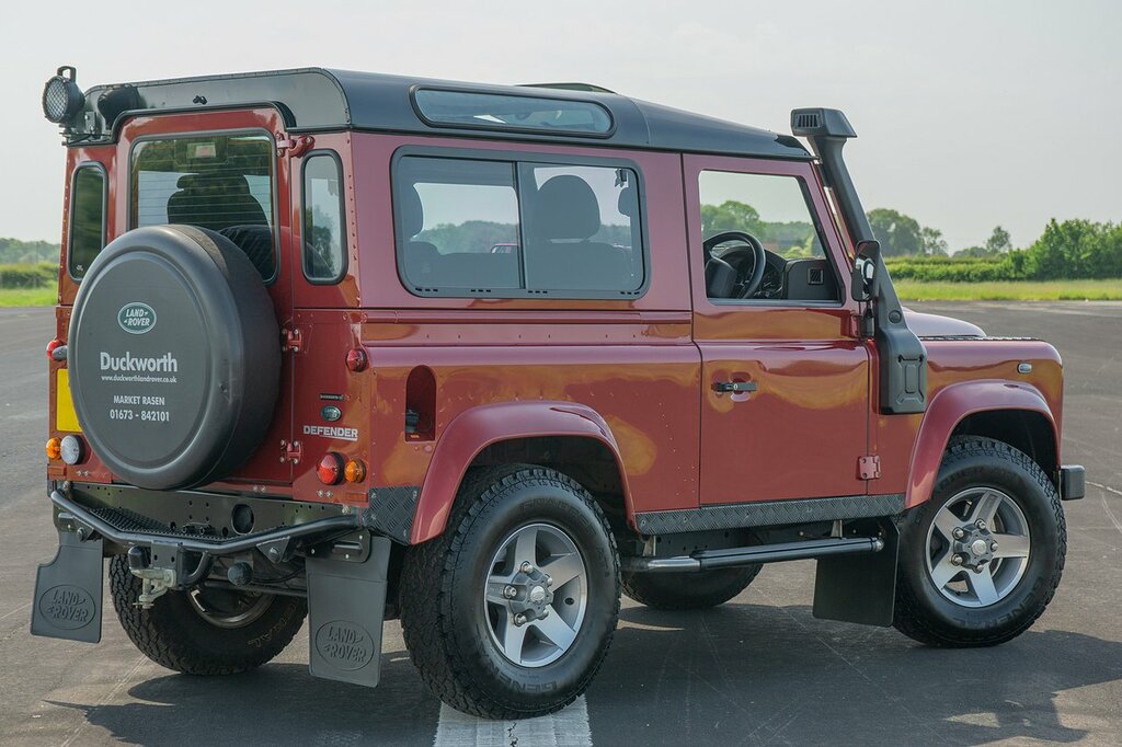 Land Rover Defender 90 Tdci Xs Red #2