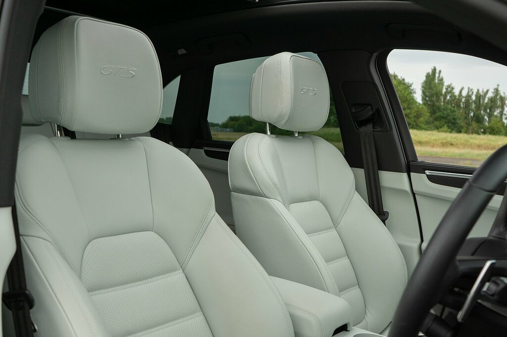Porsche Macan T V6 Gts VX74OSZ Grey #4