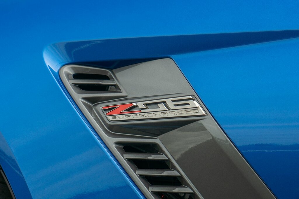 Chevrolet Corvette 6.2 V8 2Lt 455 Bhp Blue #11