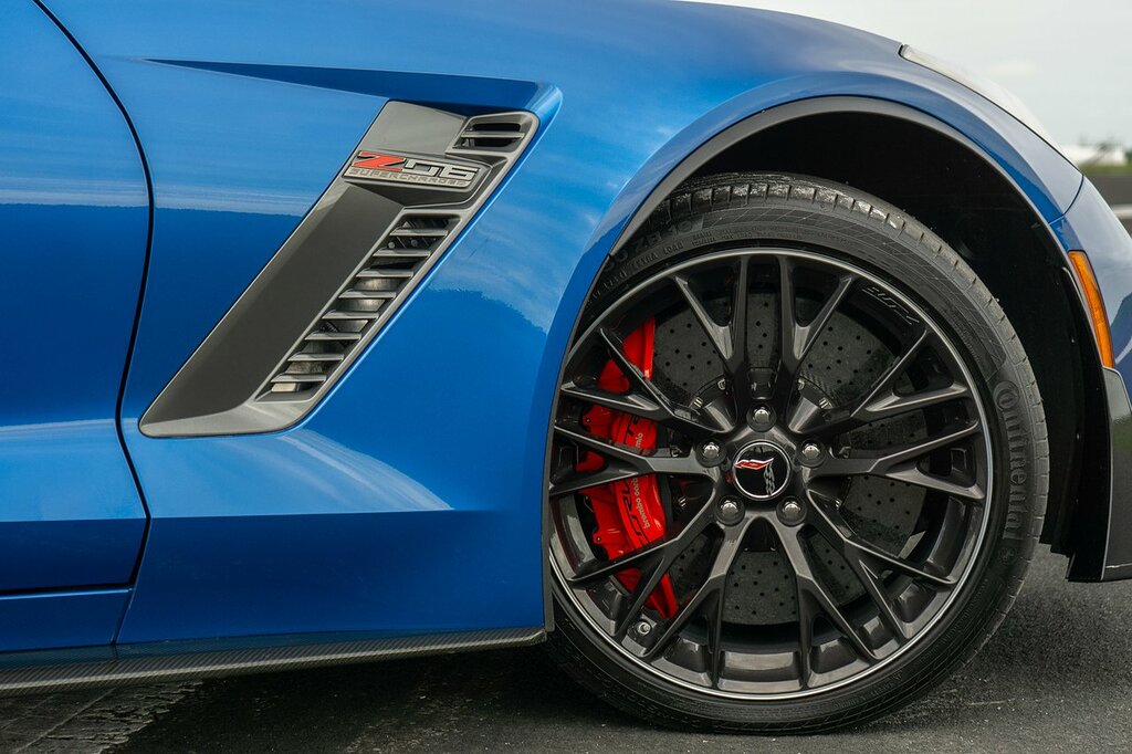 Chevrolet Corvette 6.2 V8 2Lt 455 Bhp Blue #13