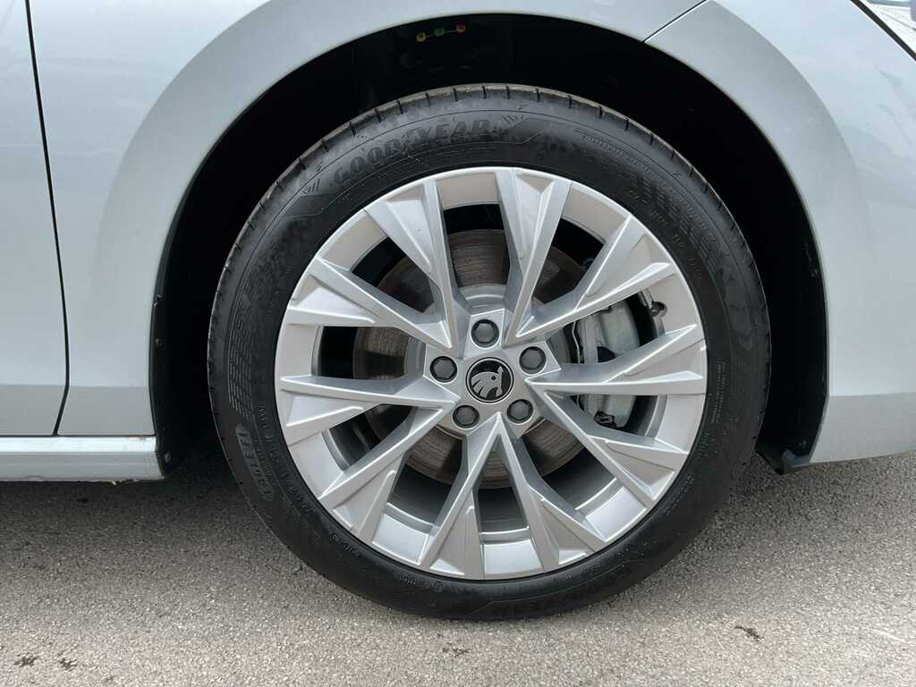 Skoda Superb 1.5 Tsi Iv Se L Dsg Silver #5