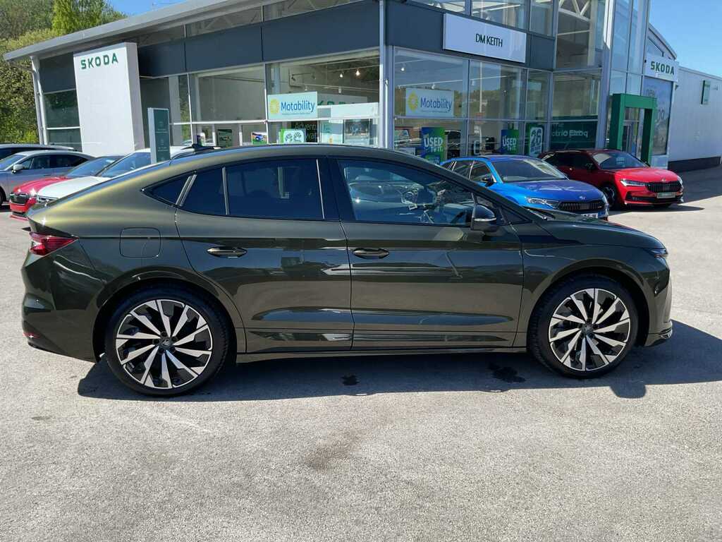 Skoda ENYAQ 210Kw 85X Sportline 82Kwh 4X4 YC26UAG Green #4