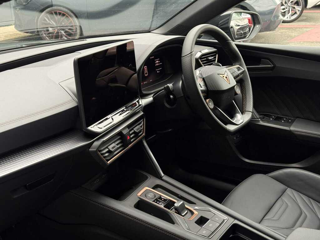 Cupra Leon 1.5 Ehybrid 204 Shadow Edition Dsg YK26KFO Black #6