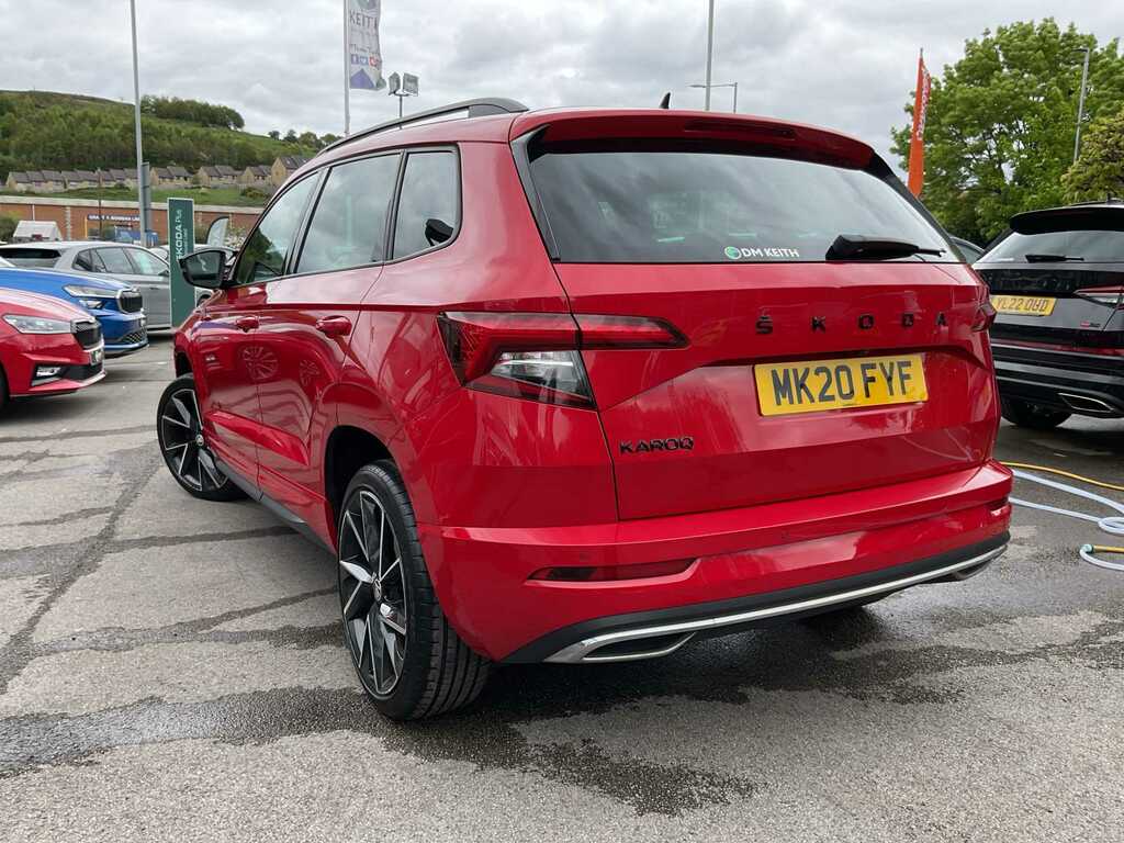 Skoda Karoq 2.0 Tdi Sport Line Red #3