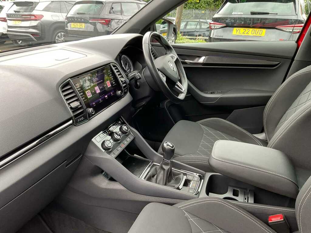 Skoda Karoq 2.0 Tdi Sport Line Red #2