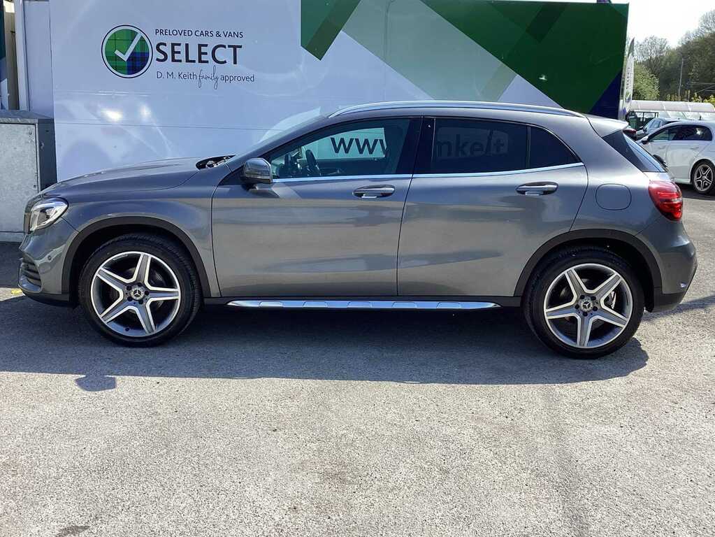 Mercedes-Benz GLA Class Gla 180 Amg Line Edition VE69MLF Grey #3