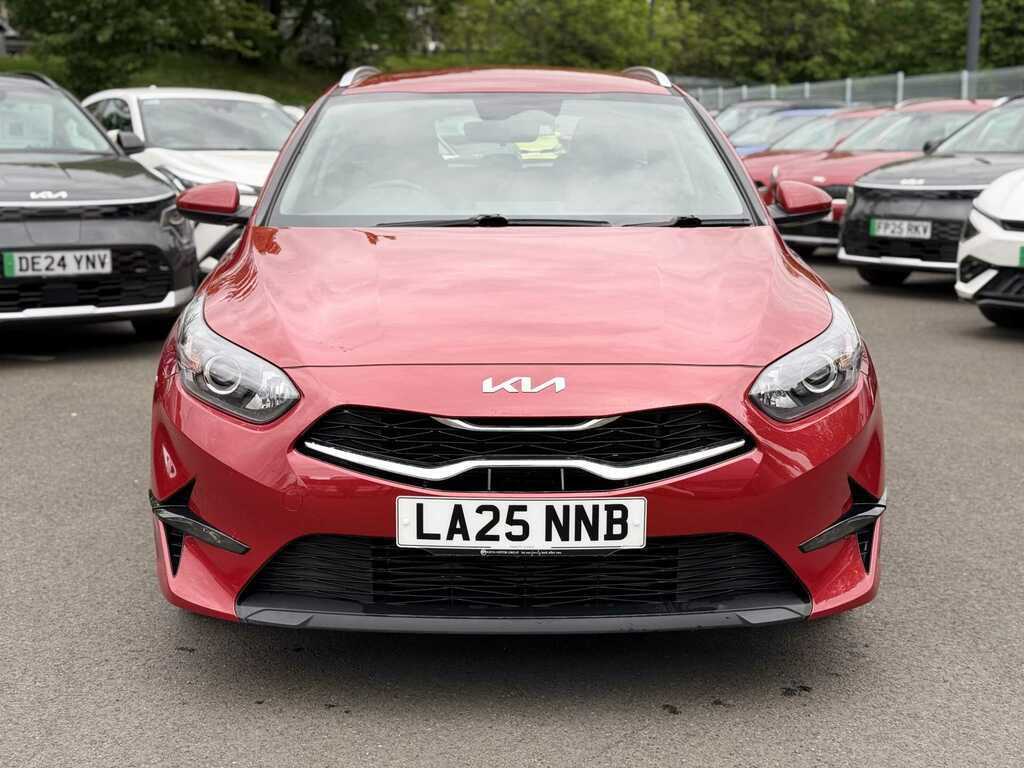 Kia Ceed 1.5T Gdi Isg 138 2 LA25NNB Red #2