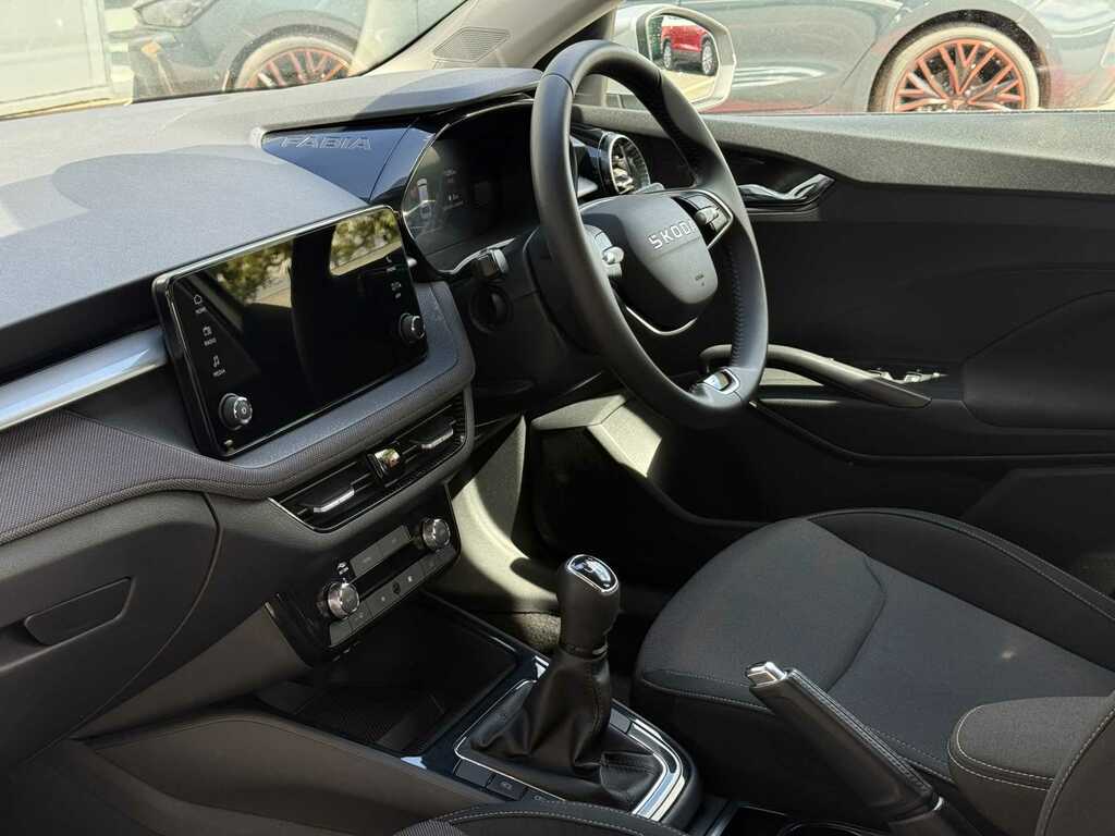 Skoda Fabia 1.0 Tsi Se Edition GD25ANX Silver #6