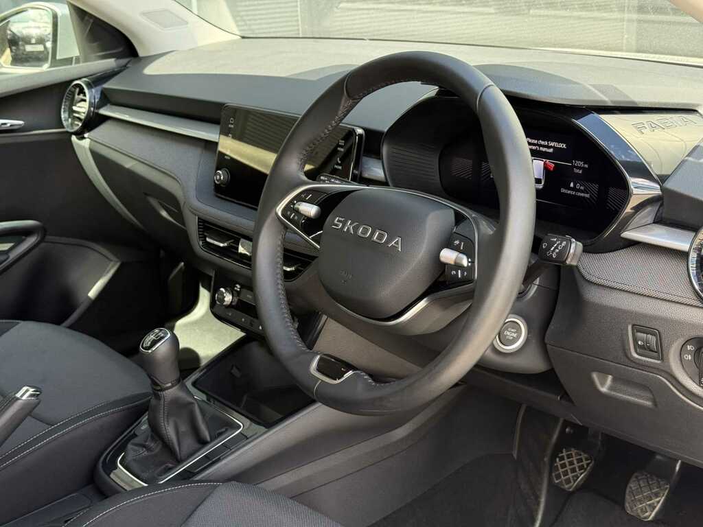 Skoda Fabia 1.0 Tsi Se Edition GD25ANX Silver #2