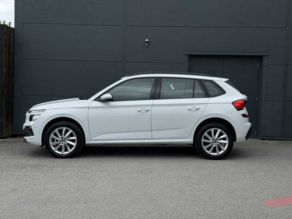 Skoda Kamiq 1.0 Tsi 95 Se Edition GL25DUA White #4