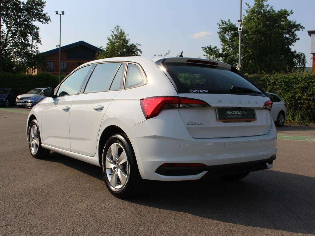 Skoda Scala 1.0 Tsi 116 Se Edition YK75RGZ White #3