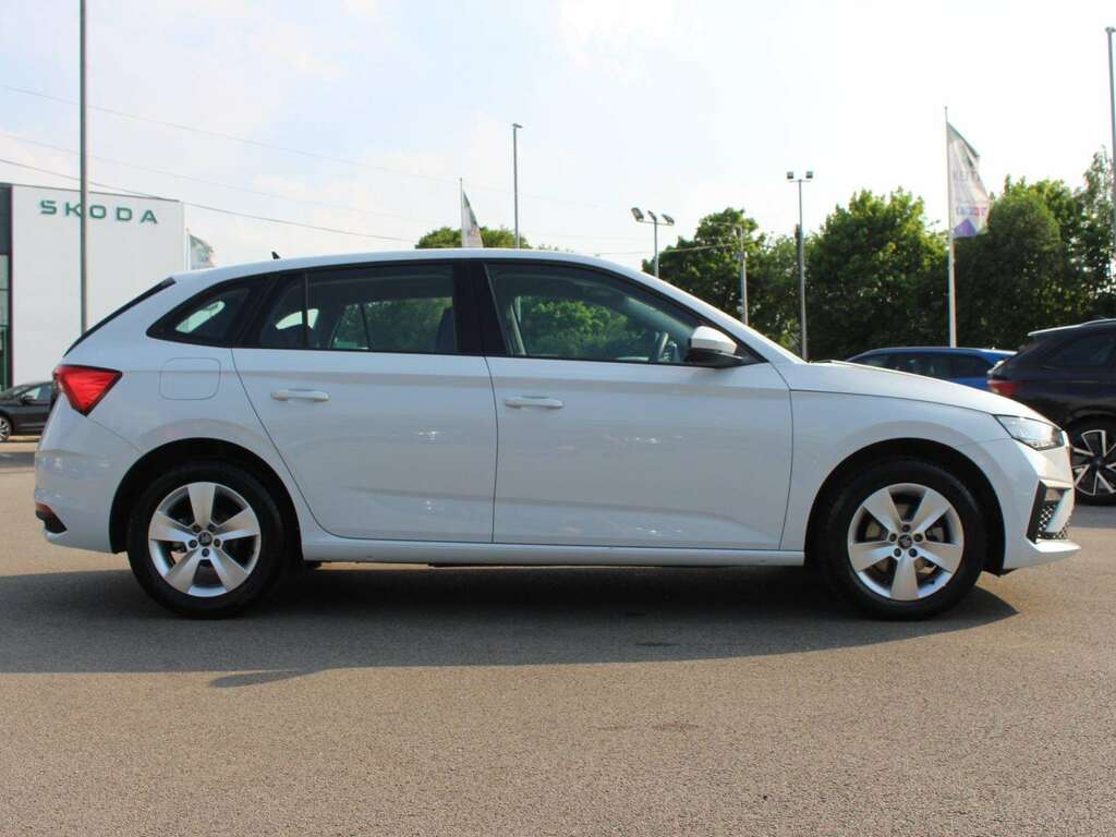 Skoda Scala 1.0 Tsi 116 Se Edition YK75RGZ White #4