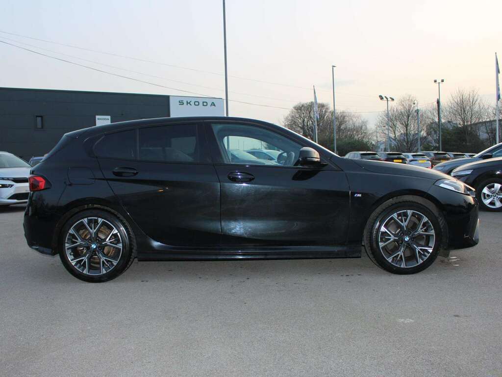 BMW 1 Series 123 Xdrive M Sport Step YC25VXF Black #3