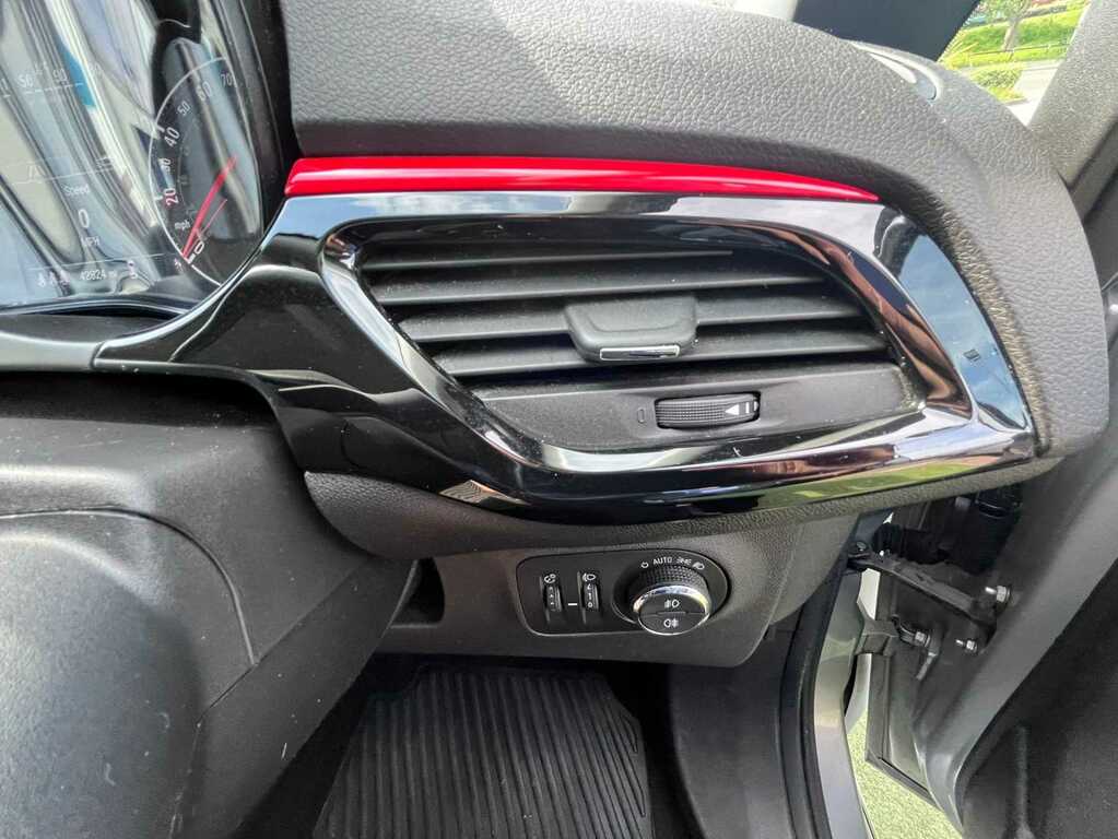 Vauxhall Corsa 1.4 Sri Vx-line Nav Black DP19DWZ Silver #5