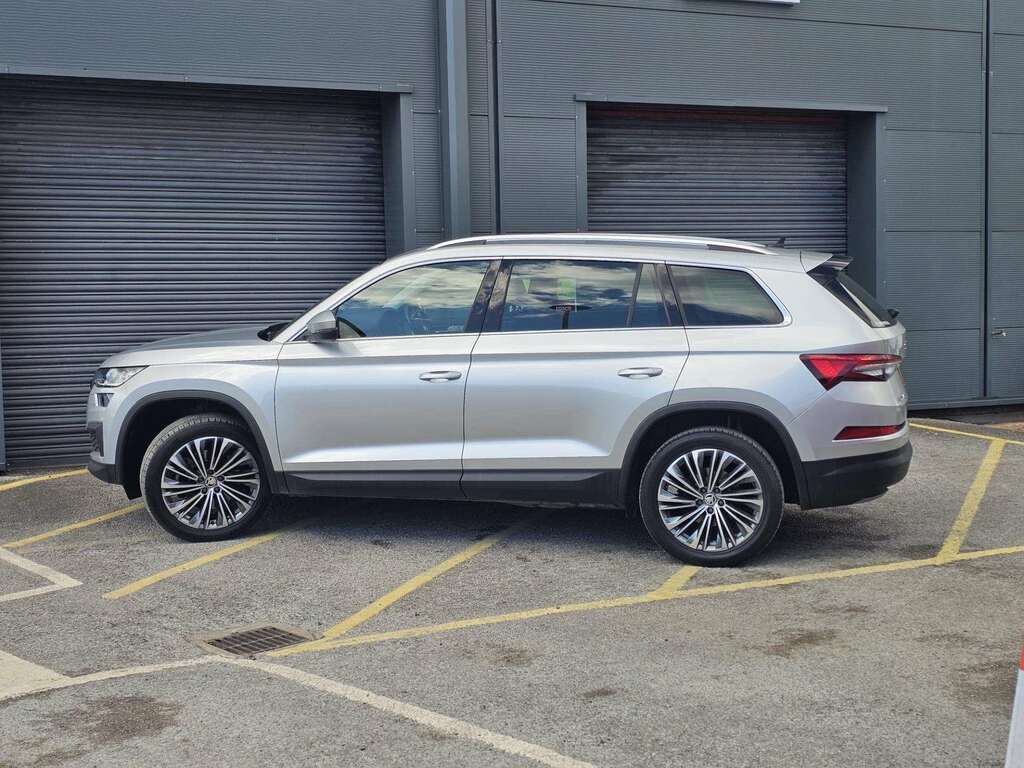 Skoda Kodiaq 2.0 Tdi Se L Executive 4X4 Dsg 7 Seat YX73TNU Silver #4
