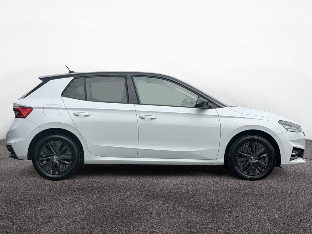 Skoda Fabia 1.0 Tsi 116 Colour Edition YY74PWN White #3