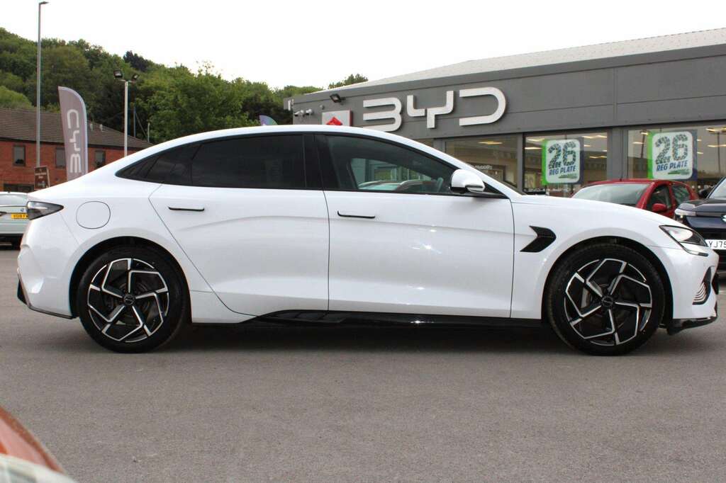 Byd Seal 390Kw Excellence Awd 83Kwh LC25JKO White #3