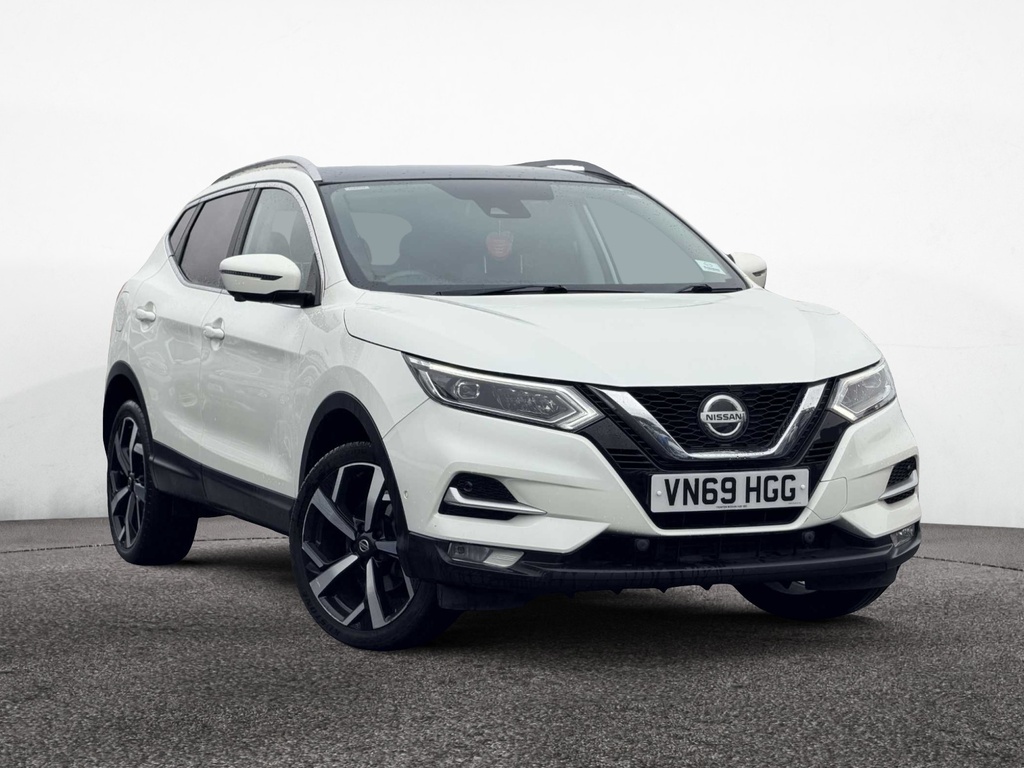 Nissan Qashqai 1.3 Dig-t Tekna White